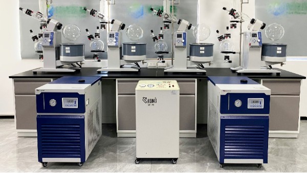 循環(huán)冷卻器選購(gòu)、使用方法及注意事項(xiàng)