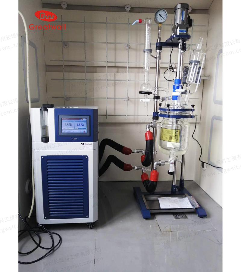 高低溫一體機(jī)